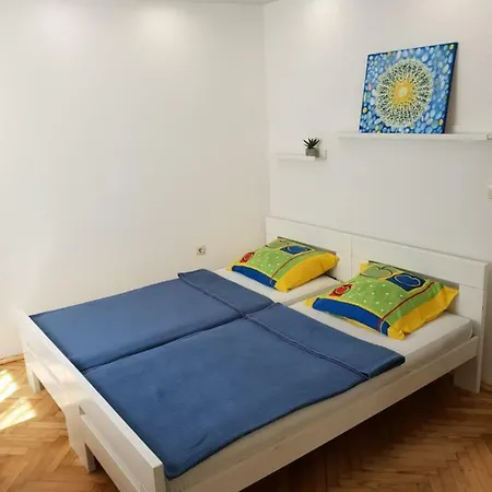 Apartment Apartment Split *