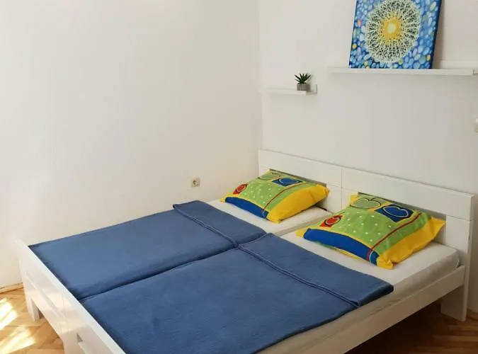 Apartment Apartment Split *